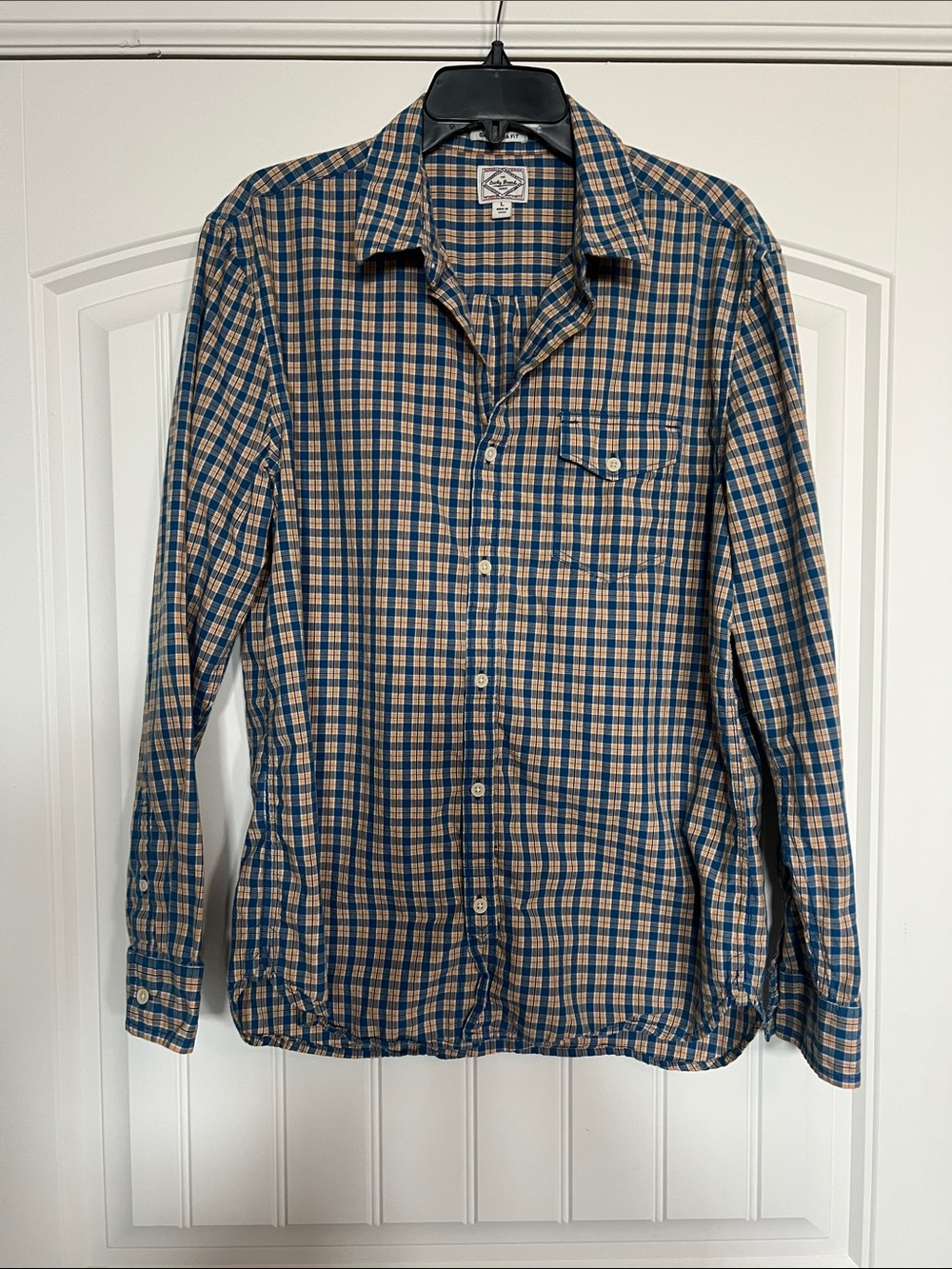 Lucky brand Men's Blue and Tan Plaid Button-Up Shirt